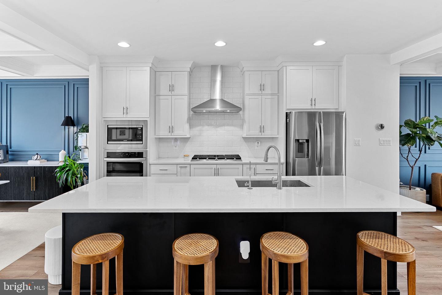 5237 RIDGEVIEW RETREAT DR, CHANTILLY, Virginia 20151, 4 Bedrooms Bedrooms, ,3 BathroomsBathrooms,Residential,For sale,5237 RIDGEVIEW RETREAT DR,VAFX2283212 MLS # VAFX2283212