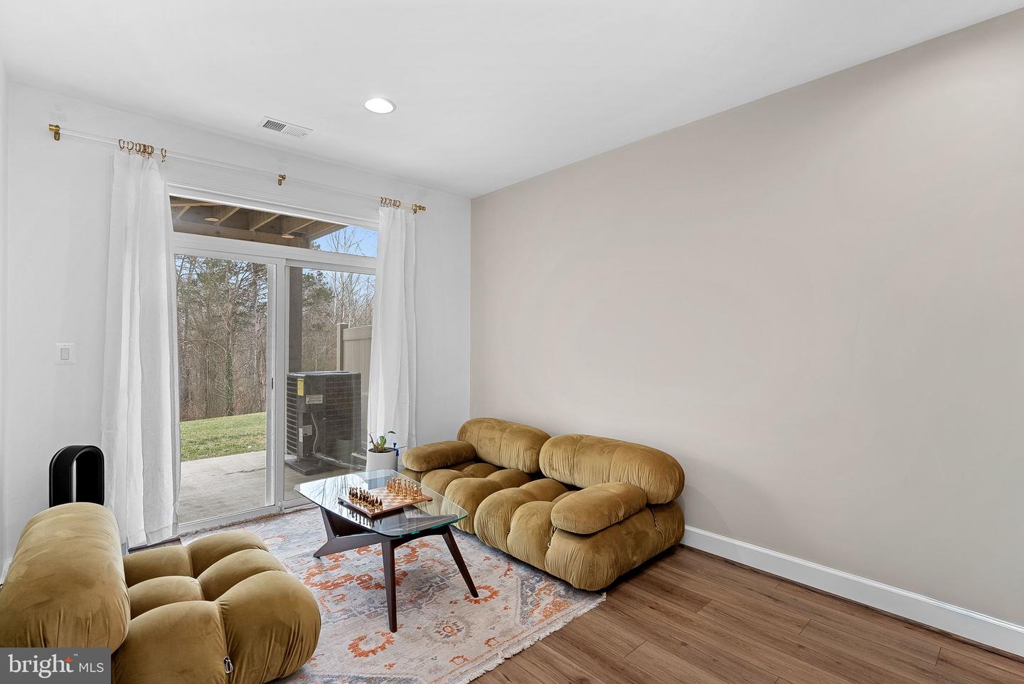 5237 RIDGEVIEW RETREAT DR, CHANTILLY, Virginia 20151, 4 Bedrooms Bedrooms, ,3 BathroomsBathrooms,Residential,For sale,5237 RIDGEVIEW RETREAT DR,VAFX2283212 MLS # VAFX2283212