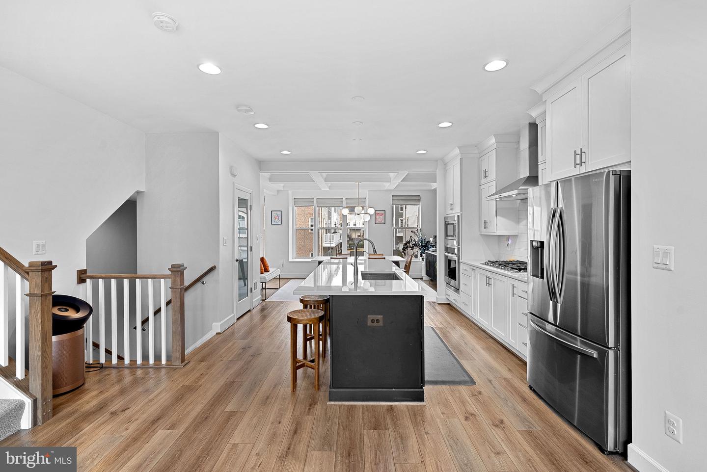 5237 RIDGEVIEW RETREAT DR, CHANTILLY, Virginia 20151, 4 Bedrooms Bedrooms, ,3 BathroomsBathrooms,Residential,For sale,5237 RIDGEVIEW RETREAT DR,VAFX2283212 MLS # VAFX2283212