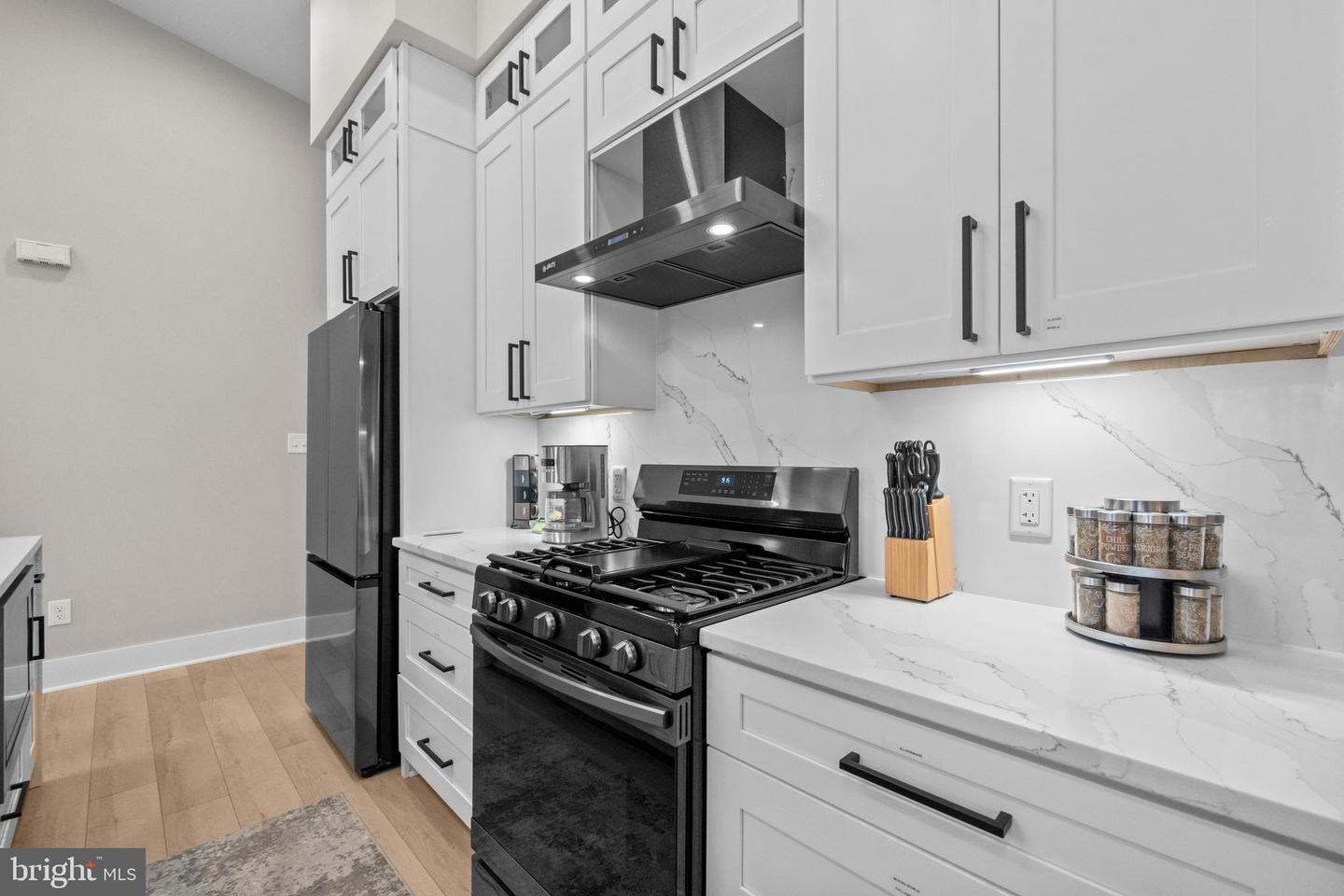 13549 HANGING ROCK LN, LOVETTSVILLE, Virginia 20180, 4 Bedrooms Bedrooms, ,4 BathroomsBathrooms,Residential,For sale,13549 HANGING ROCK LN,VALO2112946 MLS # VALO2112946