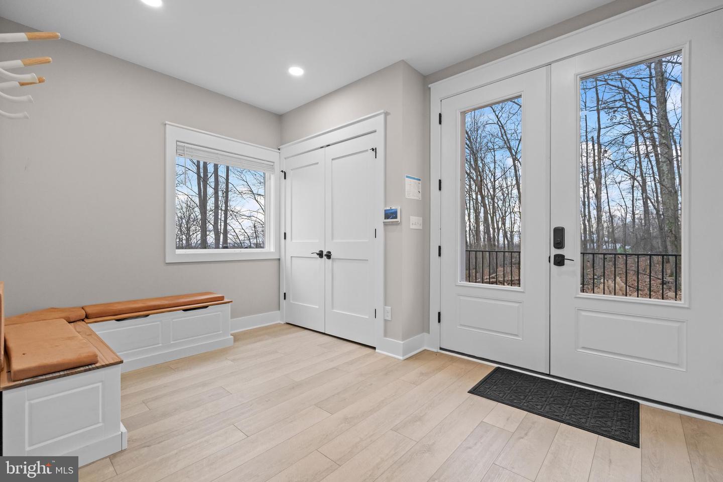 13549 HANGING ROCK LN, LOVETTSVILLE, Virginia 20180, 4 Bedrooms Bedrooms, ,4 BathroomsBathrooms,Residential,For sale,13549 HANGING ROCK LN,VALO2112946 MLS # VALO2112946