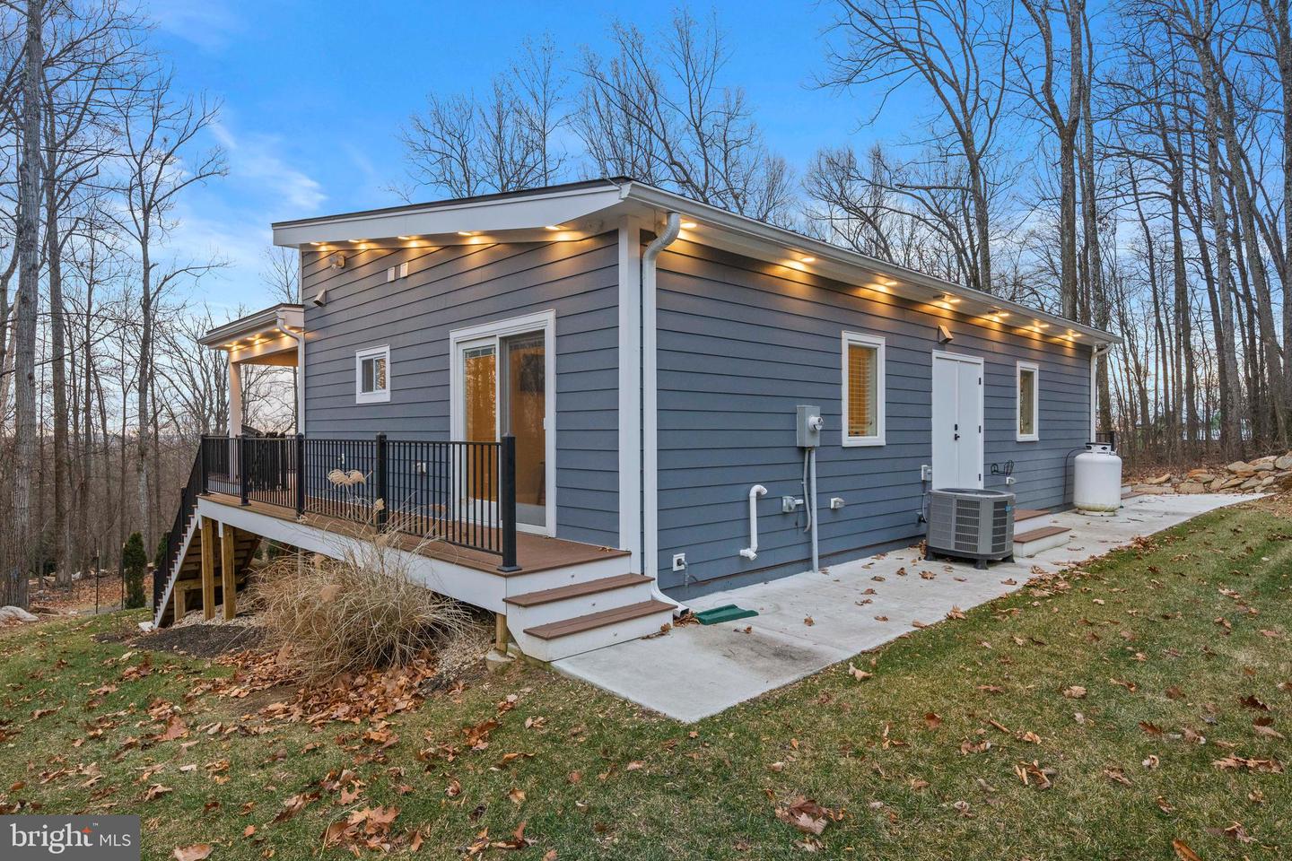 13549 HANGING ROCK LN, LOVETTSVILLE, Virginia 20180, 4 Bedrooms Bedrooms, ,4 BathroomsBathrooms,Residential,For sale,13549 HANGING ROCK LN,VALO2112946 MLS # VALO2112946