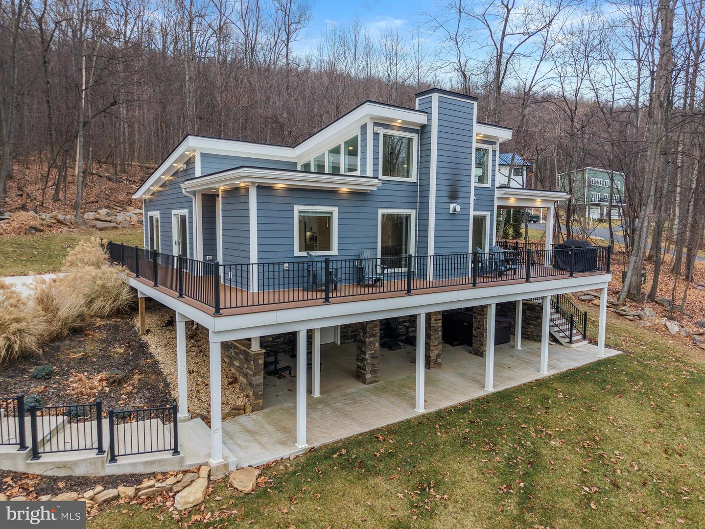 13549 HANGING ROCK LN, LOVETTSVILLE, Virginia 20180, 4 Bedrooms Bedrooms, ,4 BathroomsBathrooms,Residential,For sale,13549 HANGING ROCK LN,VALO2112946 MLS # VALO2112946