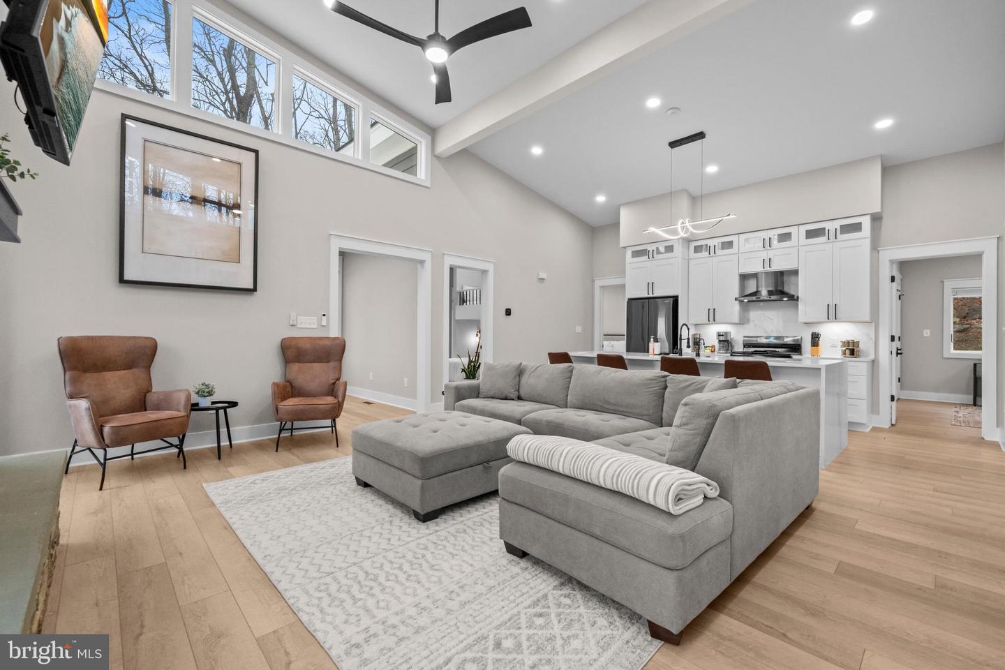 13549 HANGING ROCK LN, LOVETTSVILLE, Virginia 20180, 4 Bedrooms Bedrooms, ,4 BathroomsBathrooms,Residential,For sale,13549 HANGING ROCK LN,VALO2112946 MLS # VALO2112946