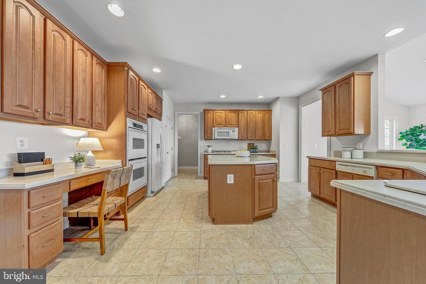 40452 HICKORY RIDGE PL, ALDIE, Virginia 20105, 4 Bedrooms Bedrooms, 19 Rooms Rooms,3 BathroomsBathrooms,Residential,For sale,40452 HICKORY RIDGE PL,VALO2112950 MLS # VALO2112950