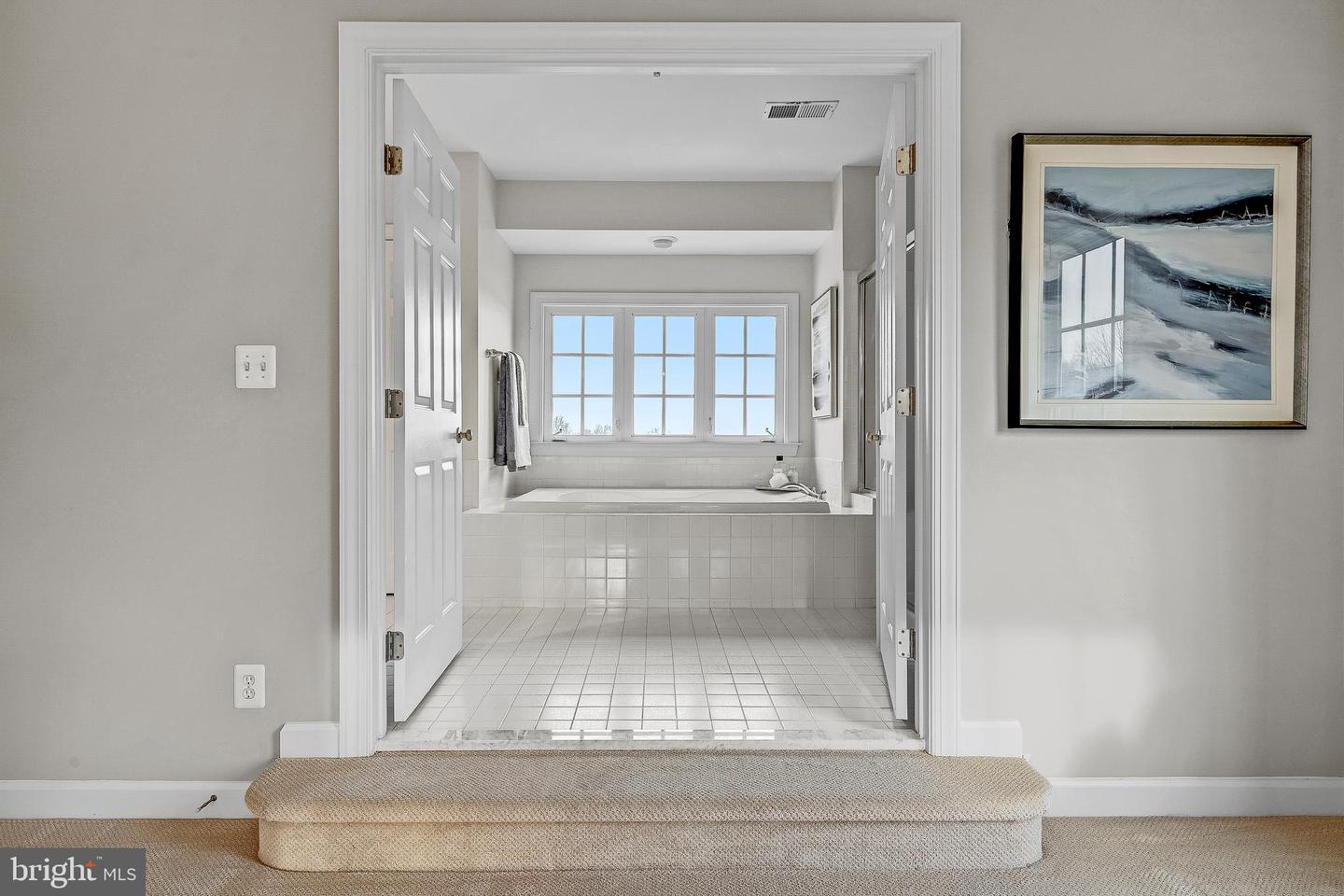 40452 HICKORY RIDGE PL, ALDIE, Virginia 20105, 4 Bedrooms Bedrooms, 19 Rooms Rooms,3 BathroomsBathrooms,Residential,For sale,40452 HICKORY RIDGE PL,VALO2112950 MLS # VALO2112950