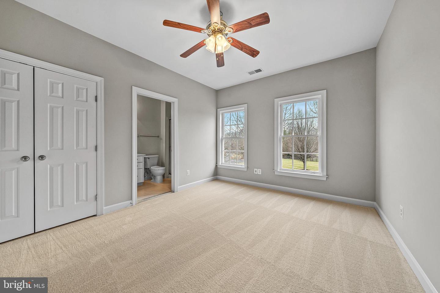 40452 HICKORY RIDGE PL, ALDIE, Virginia 20105, 4 Bedrooms Bedrooms, 19 Rooms Rooms,3 BathroomsBathrooms,Residential,For sale,40452 HICKORY RIDGE PL,VALO2112950 MLS # VALO2112950