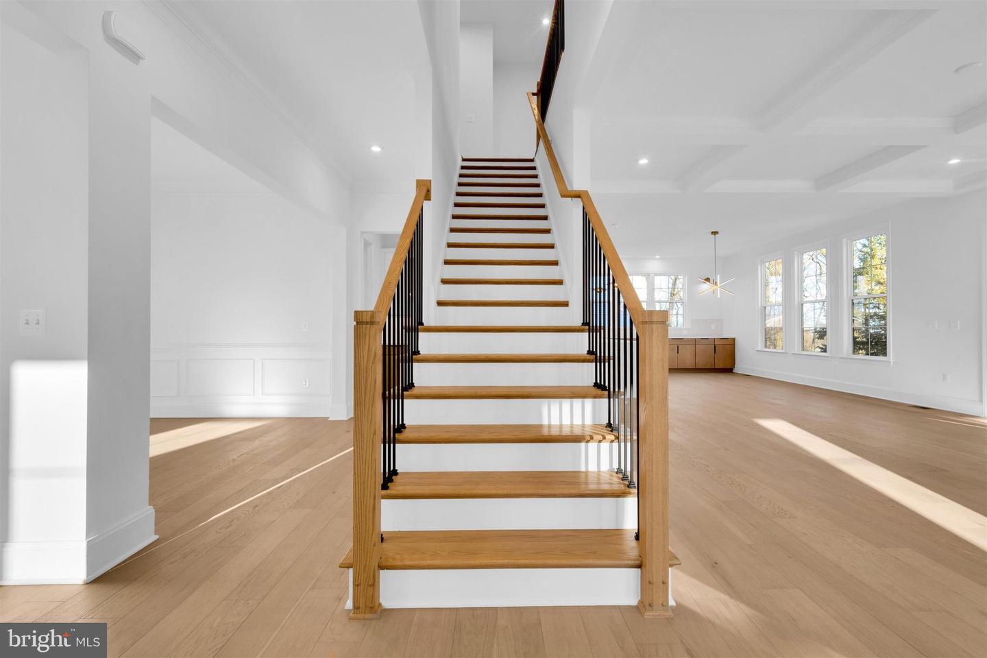 2021 NORDLIE PL, FALLS CHURCH, Virginia 22043, 6 Bedrooms Bedrooms, ,5 BathroomsBathrooms,Residential,For sale,2021 NORDLIE PL,VAFX2283276 MLS # VAFX2283276