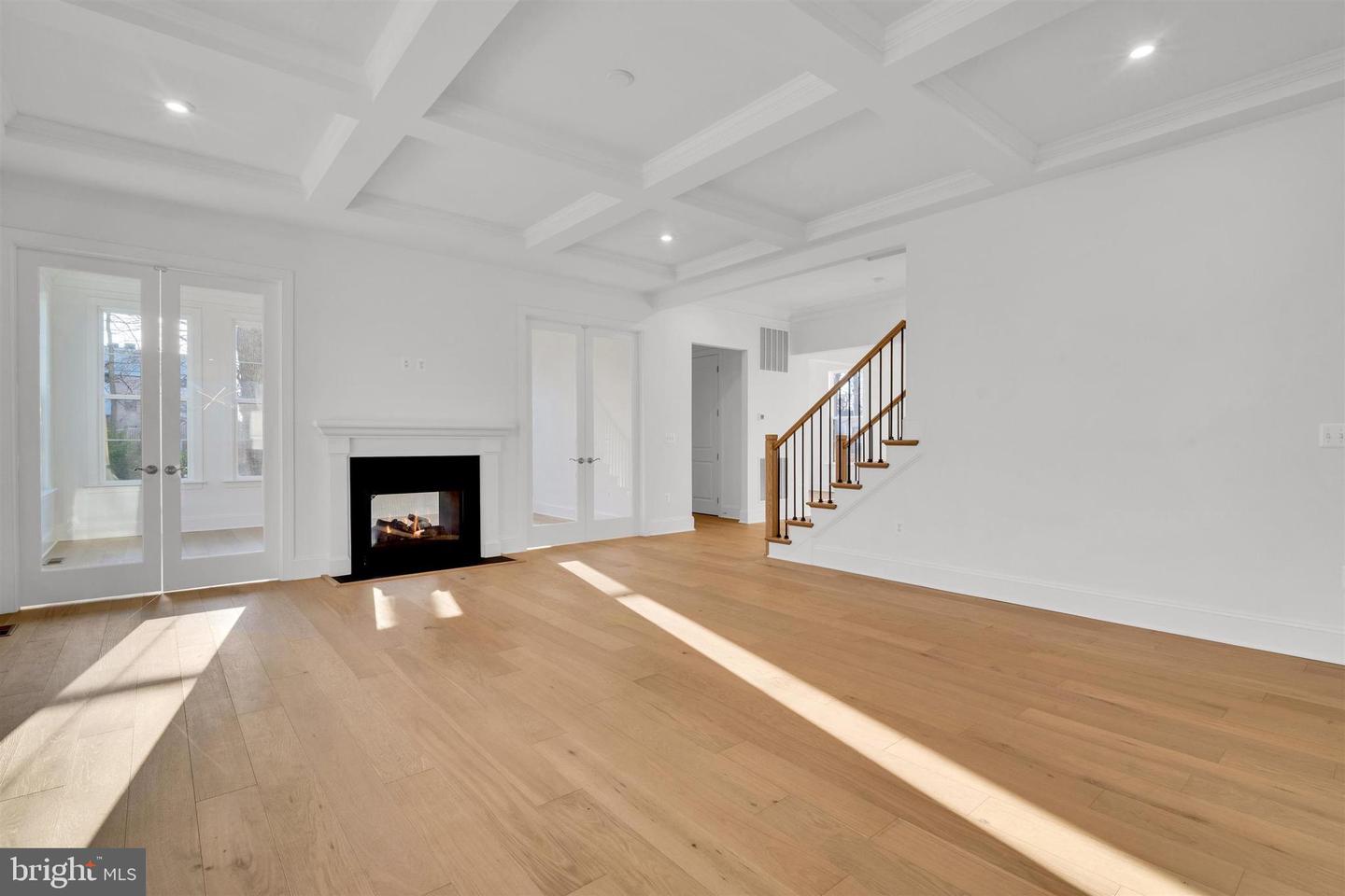 2021 NORDLIE PL, FALLS CHURCH, Virginia 22043, 6 Bedrooms Bedrooms, ,5 BathroomsBathrooms,Residential,For sale,2021 NORDLIE PL,VAFX2283276 MLS # VAFX2283276