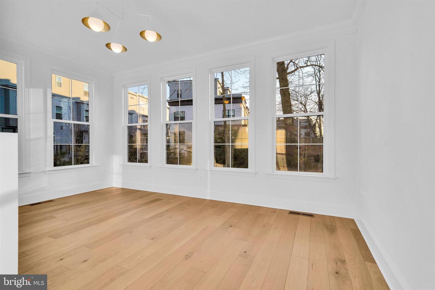 2021 NORDLIE PL, FALLS CHURCH, Virginia 22043, 6 Bedrooms Bedrooms, ,5 BathroomsBathrooms,Residential,For sale,2021 NORDLIE PL,VAFX2283276 MLS # VAFX2283276