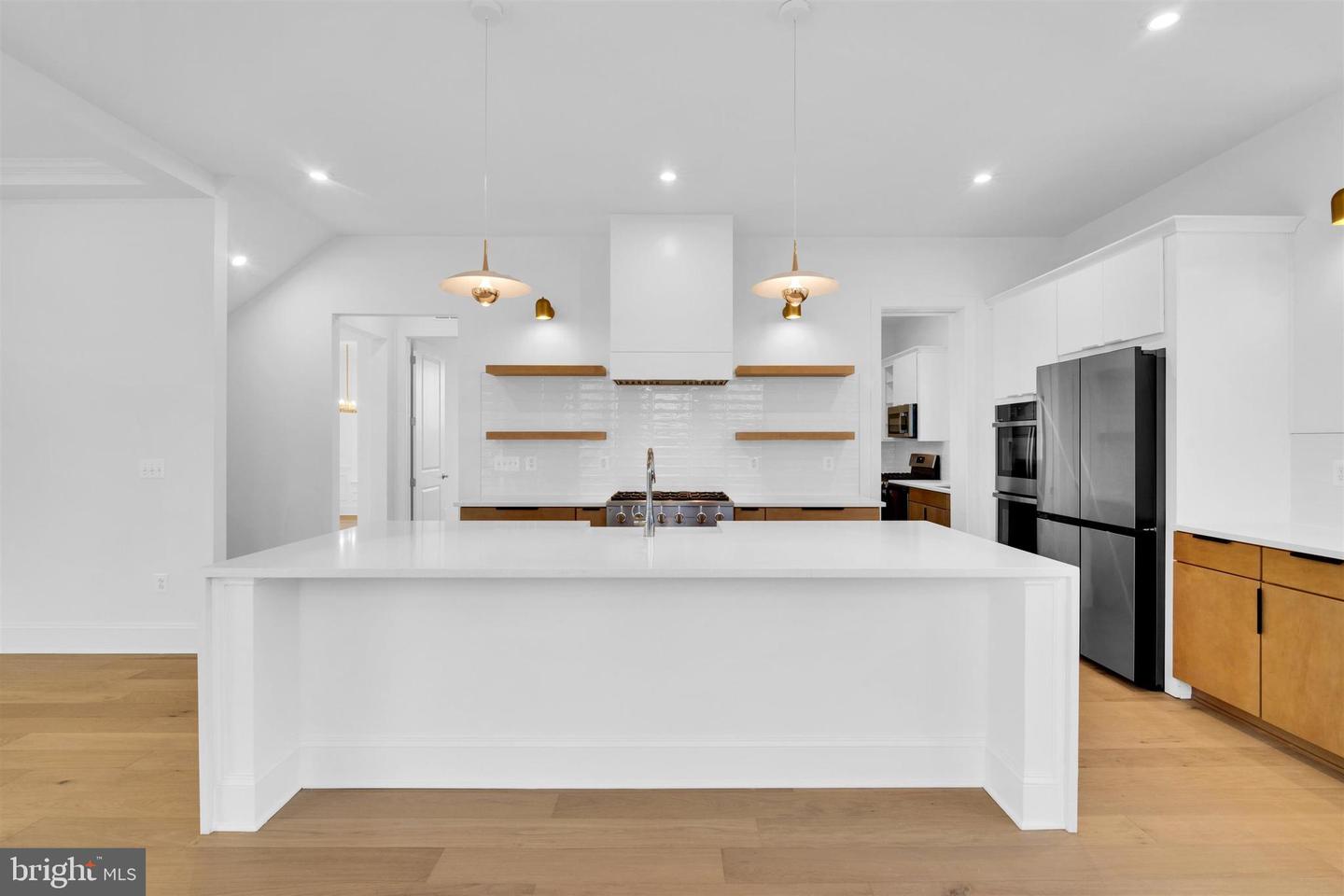 2021 NORDLIE PL, FALLS CHURCH, Virginia 22043, 6 Bedrooms Bedrooms, ,5 BathroomsBathrooms,Residential,For sale,2021 NORDLIE PL,VAFX2283276 MLS # VAFX2283276