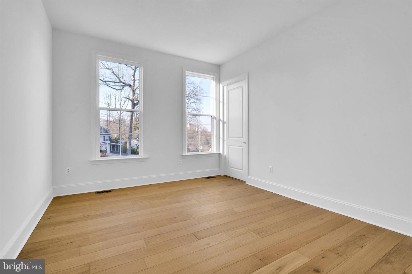 2021 NORDLIE PL, FALLS CHURCH, Virginia 22043, 6 Bedrooms Bedrooms, ,5 BathroomsBathrooms,Residential,For sale,2021 NORDLIE PL,VAFX2283276 MLS # VAFX2283276