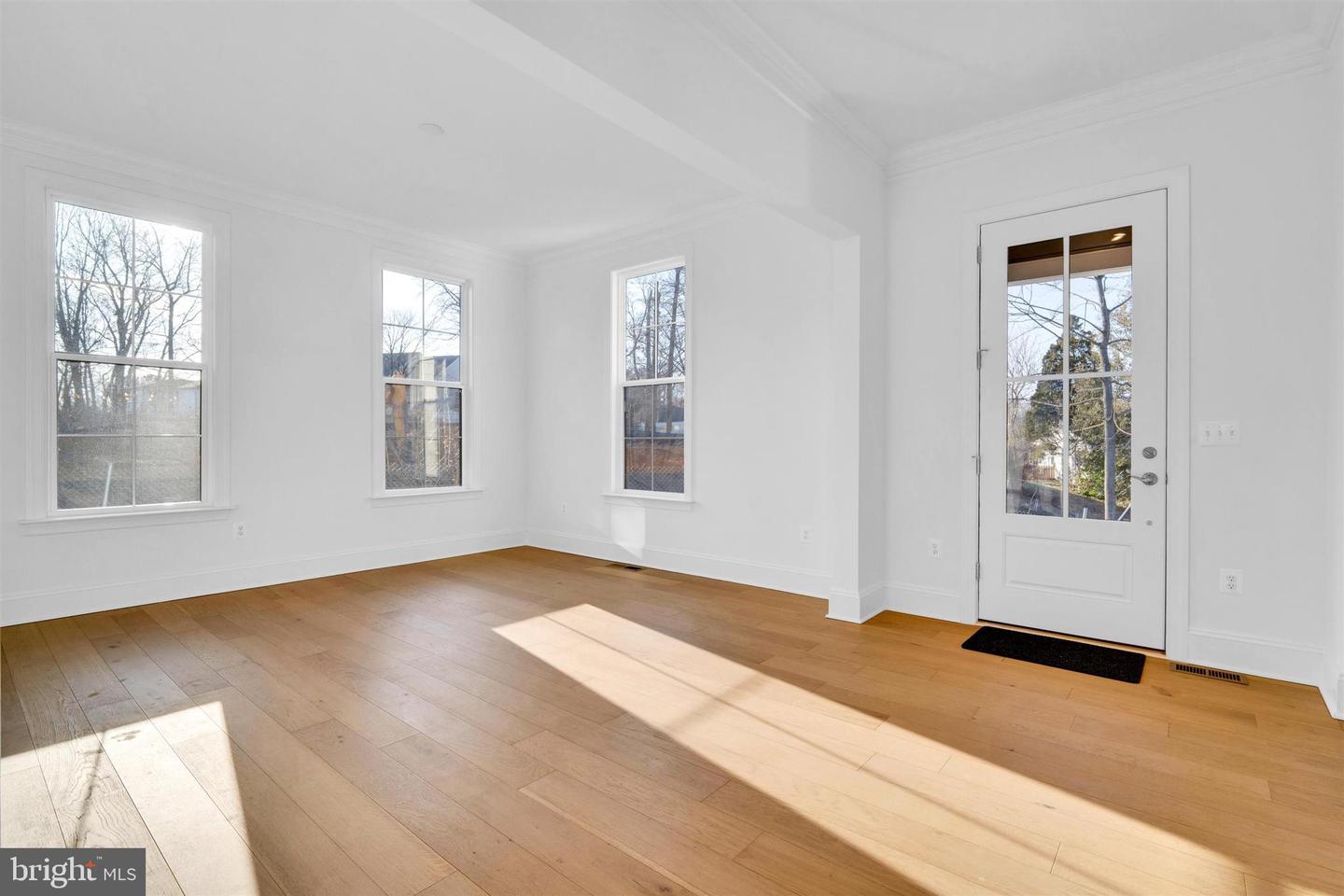 2021 NORDLIE PL, FALLS CHURCH, Virginia 22043, 6 Bedrooms Bedrooms, ,5 BathroomsBathrooms,Residential,For sale,2021 NORDLIE PL,VAFX2283276 MLS # VAFX2283276