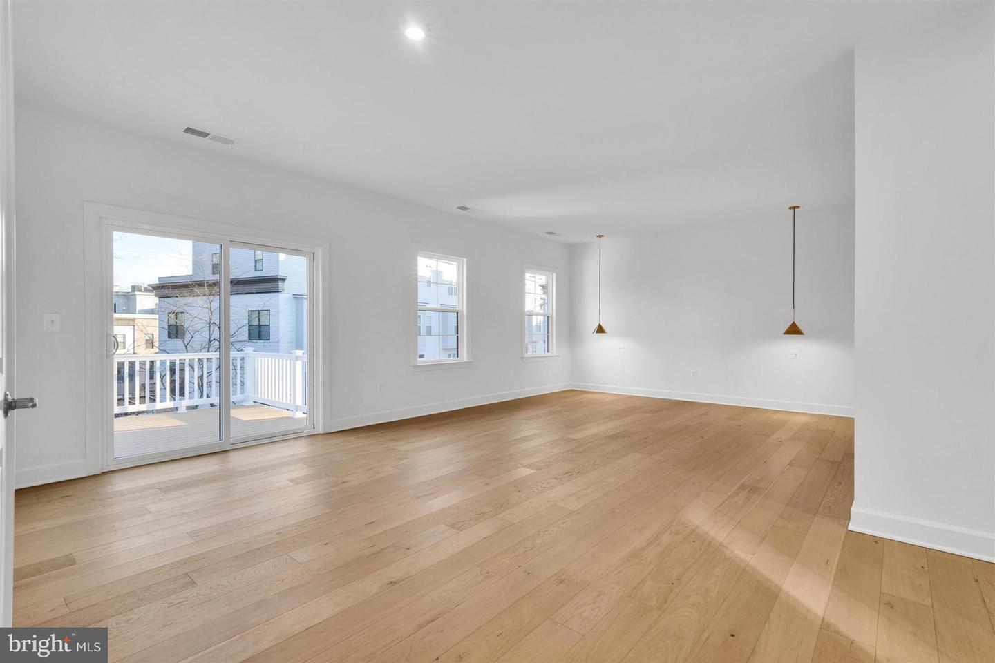 2021 NORDLIE PL, FALLS CHURCH, Virginia 22043, 6 Bedrooms Bedrooms, ,5 BathroomsBathrooms,Residential,For sale,2021 NORDLIE PL,VAFX2283276 MLS # VAFX2283276