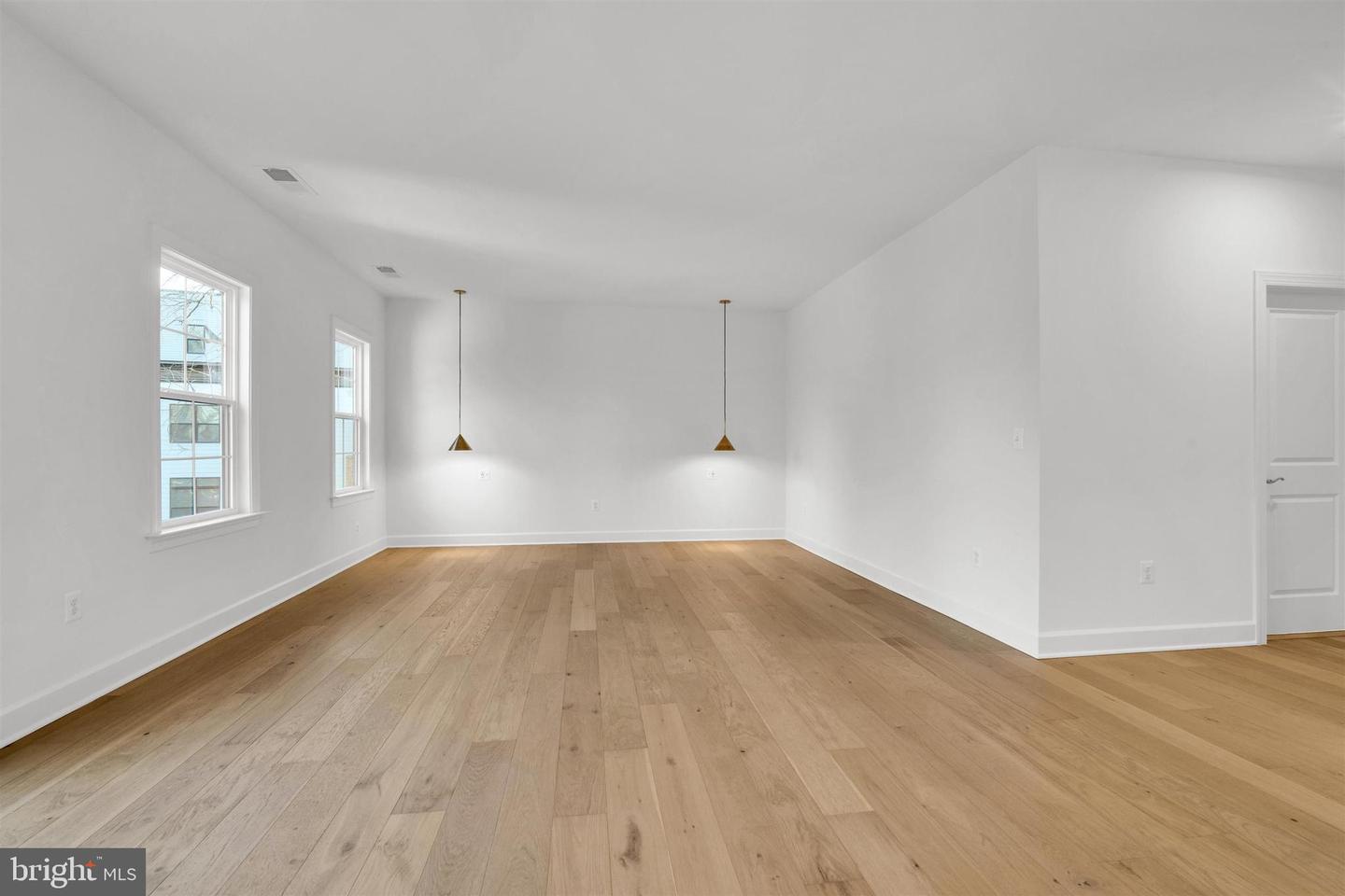 2021 NORDLIE PL, FALLS CHURCH, Virginia 22043, 6 Bedrooms Bedrooms, ,5 BathroomsBathrooms,Residential,For sale,2021 NORDLIE PL,VAFX2283276 MLS # VAFX2283276