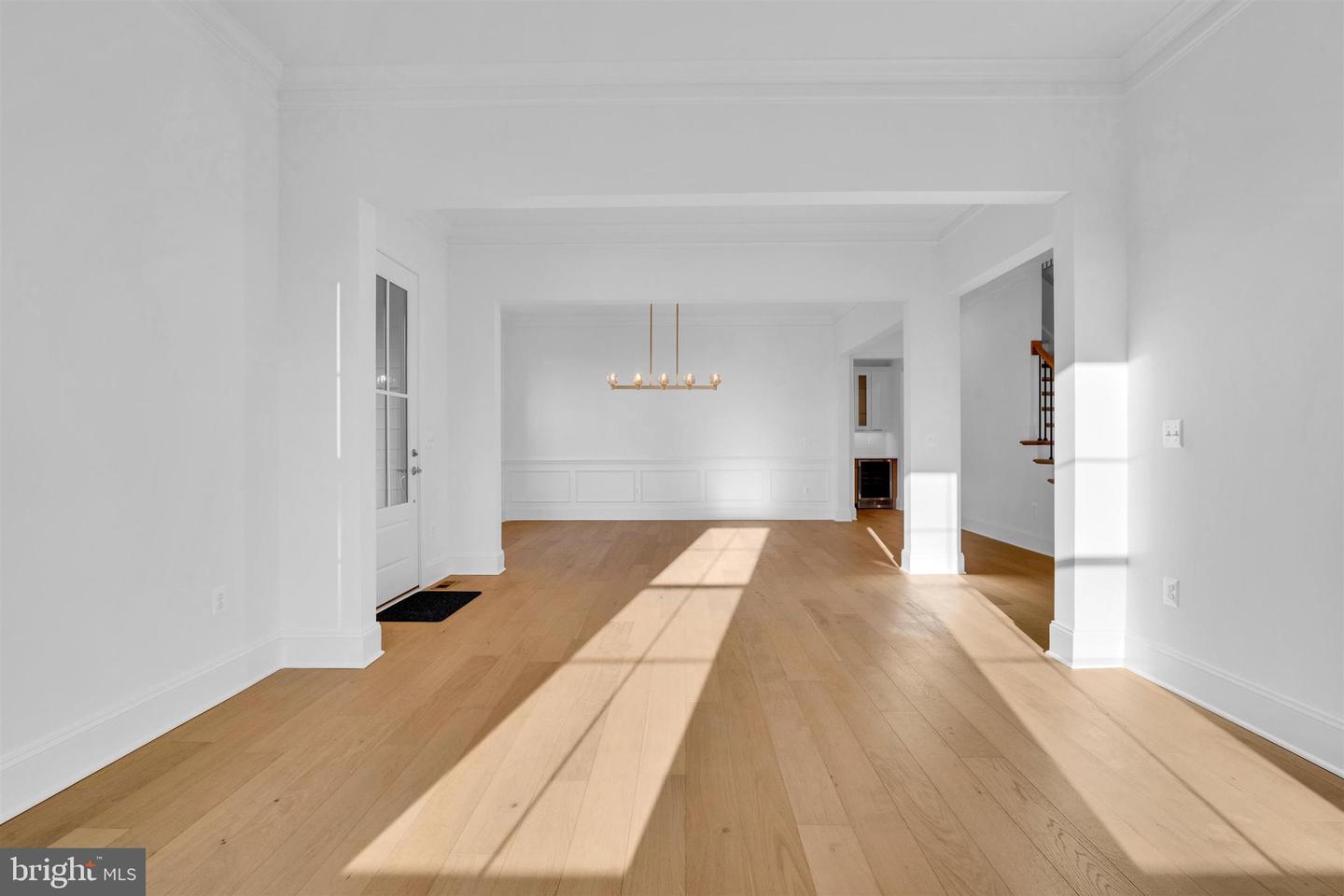 2021 NORDLIE PL, FALLS CHURCH, Virginia 22043, 6 Bedrooms Bedrooms, ,5 BathroomsBathrooms,Residential,For sale,2021 NORDLIE PL,VAFX2283276 MLS # VAFX2283276