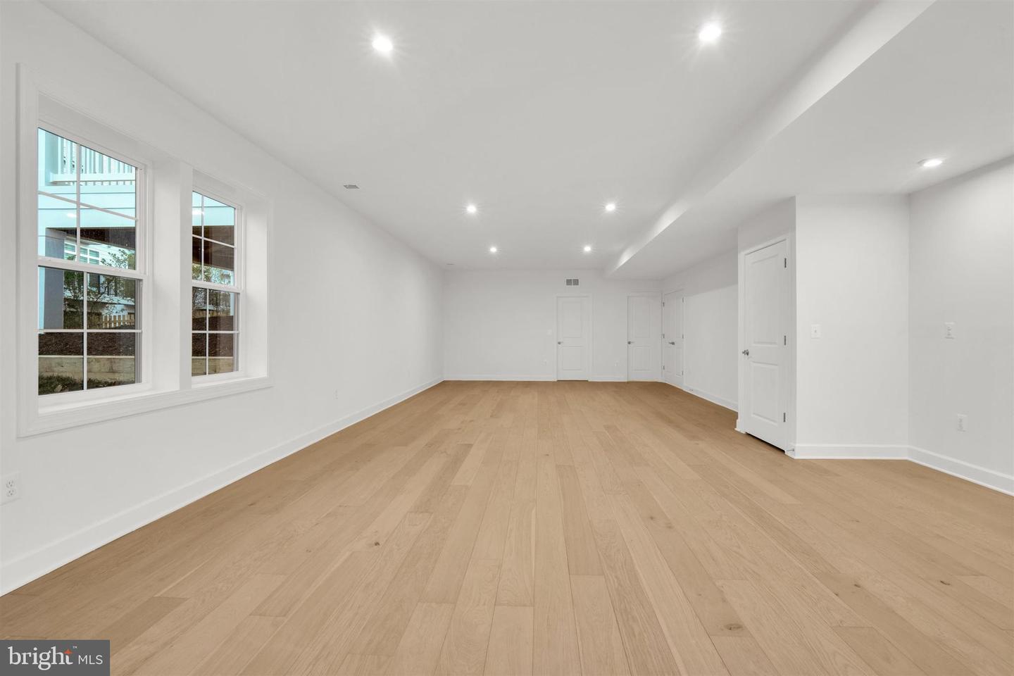 2021 NORDLIE PL, FALLS CHURCH, Virginia 22043, 6 Bedrooms Bedrooms, ,5 BathroomsBathrooms,Residential,For sale,2021 NORDLIE PL,VAFX2283276 MLS # VAFX2283276