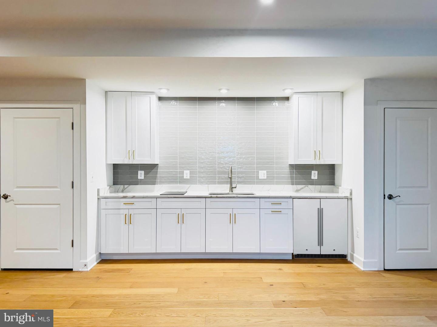 2021 NORDLIE PL, FALLS CHURCH, Virginia 22043, 6 Bedrooms Bedrooms, ,5 BathroomsBathrooms,Residential,For sale,2021 NORDLIE PL,VAFX2283276 MLS # VAFX2283276