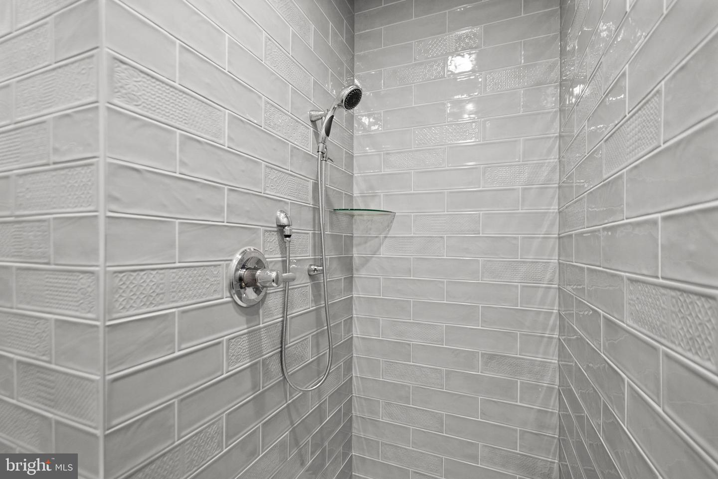 24974 FIRST HARVEST CT, ALDIE, Virginia 20105, 8 Bedrooms Bedrooms, ,5 BathroomsBathrooms,Residential,For sale,24974 FIRST HARVEST CT,VALO2112962 MLS # VALO2112962