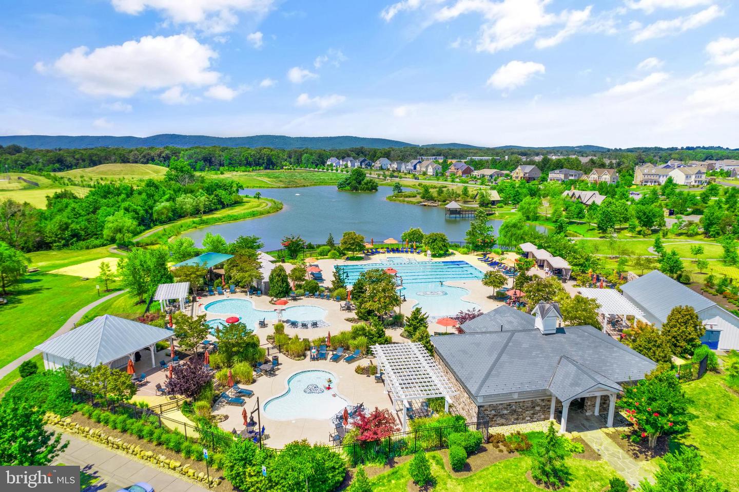 24974 FIRST HARVEST CT, ALDIE, Virginia 20105, 8 Bedrooms Bedrooms, ,5 BathroomsBathrooms,Residential,For sale,24974 FIRST HARVEST CT,VALO2112962 MLS # VALO2112962