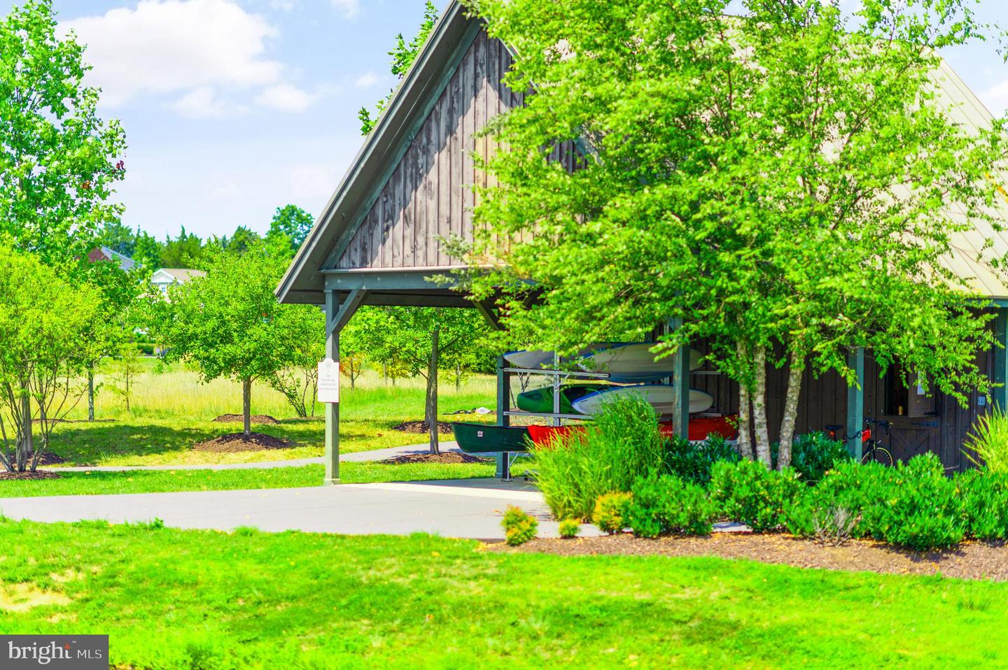 24974 FIRST HARVEST CT, ALDIE, Virginia 20105, 8 Bedrooms Bedrooms, ,5 BathroomsBathrooms,Residential,For sale,24974 FIRST HARVEST CT,VALO2112962 MLS # VALO2112962