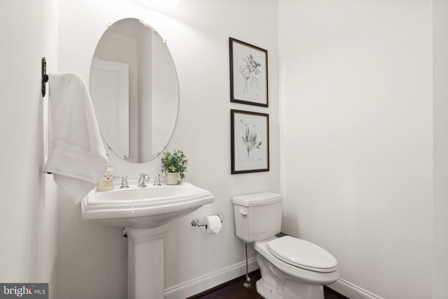 24974 FIRST HARVEST CT, ALDIE, Virginia 20105, 8 Bedrooms Bedrooms, ,5 BathroomsBathrooms,Residential,For sale,24974 FIRST HARVEST CT,VALO2112962 MLS # VALO2112962