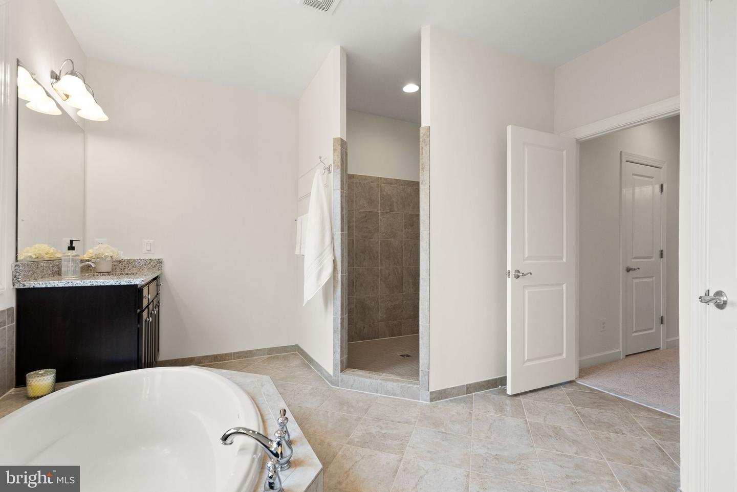 24974 FIRST HARVEST CT, ALDIE, Virginia 20105, 8 Bedrooms Bedrooms, ,5 BathroomsBathrooms,Residential,For sale,24974 FIRST HARVEST CT,VALO2112962 MLS # VALO2112962