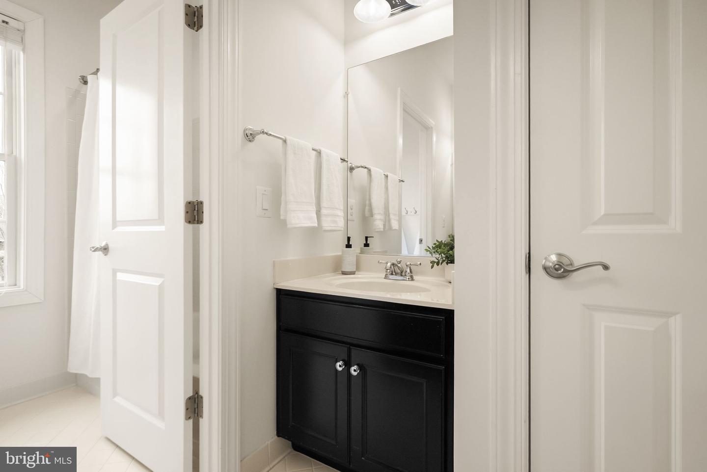 24974 FIRST HARVEST CT, ALDIE, Virginia 20105, 8 Bedrooms Bedrooms, ,5 BathroomsBathrooms,Residential,For sale,24974 FIRST HARVEST CT,VALO2112962 MLS # VALO2112962