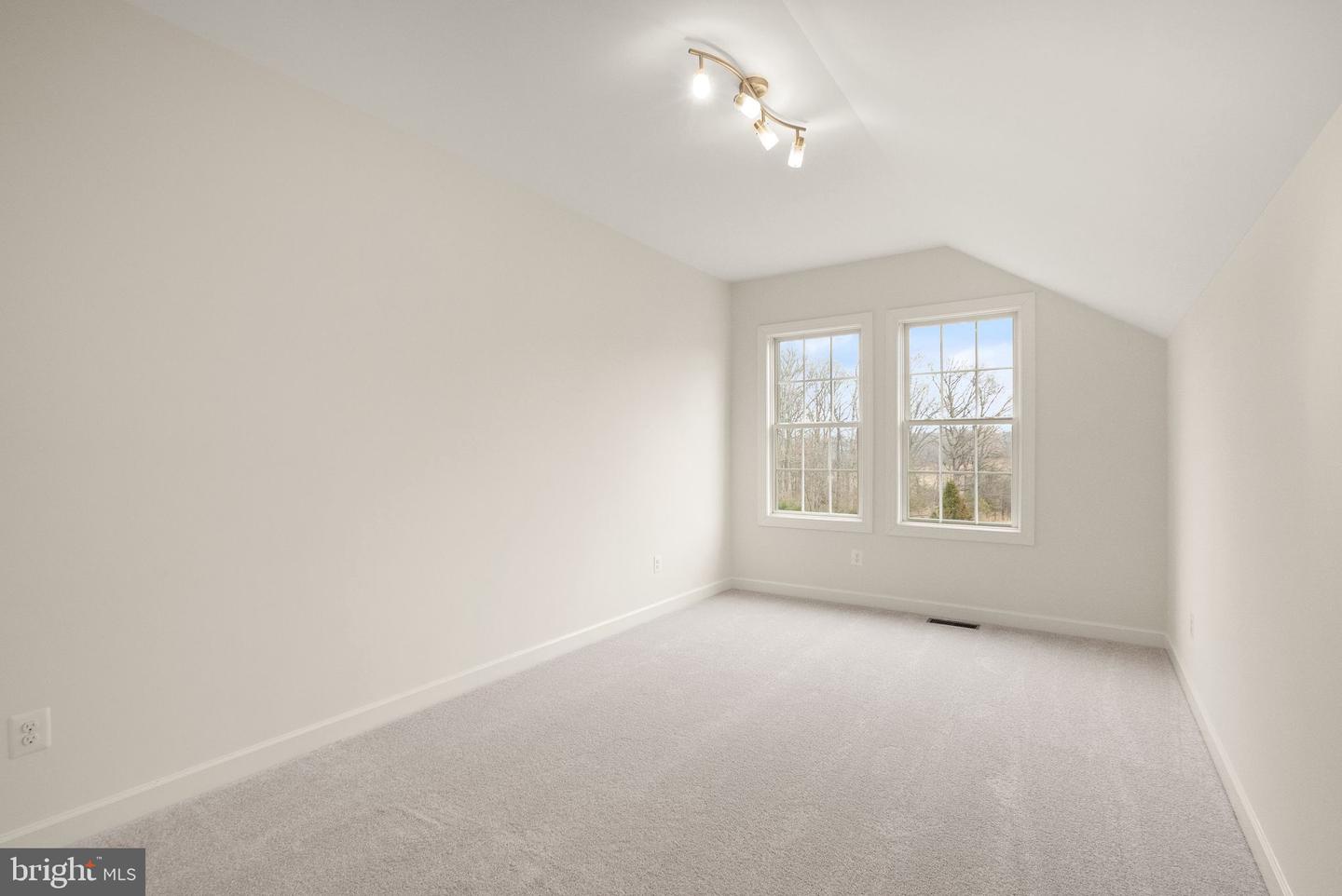 24974 FIRST HARVEST CT, ALDIE, Virginia 20105, 8 Bedrooms Bedrooms, ,5 BathroomsBathrooms,Residential,For sale,24974 FIRST HARVEST CT,VALO2112962 MLS # VALO2112962