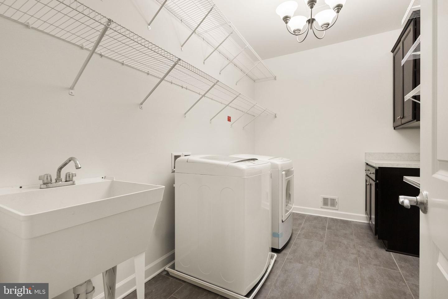 24974 FIRST HARVEST CT, ALDIE, Virginia 20105, 8 Bedrooms Bedrooms, ,5 BathroomsBathrooms,Residential,For sale,24974 FIRST HARVEST CT,VALO2112962 MLS # VALO2112962