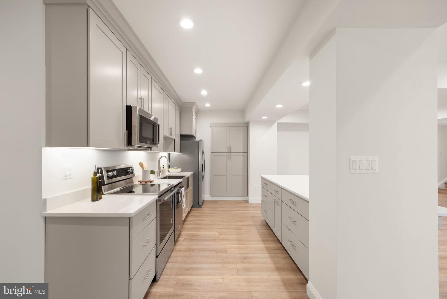 24974 FIRST HARVEST CT, ALDIE, Virginia 20105, 8 Bedrooms Bedrooms, ,5 BathroomsBathrooms,Residential,For sale,24974 FIRST HARVEST CT,VALO2112962 MLS # VALO2112962