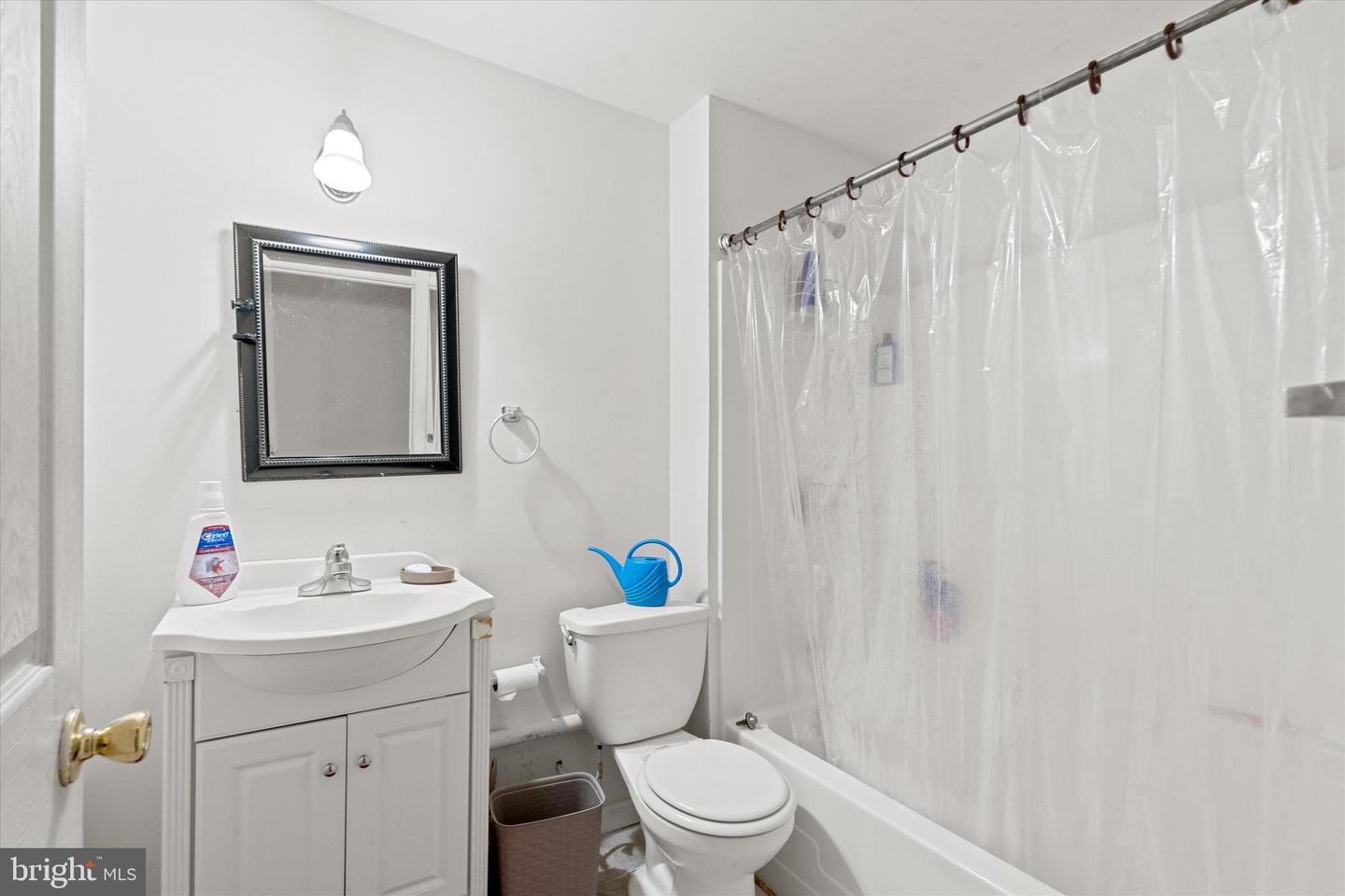 8599 DUTCHMAN CT, MANASSAS, Virginia 20110, 5 Bedrooms Bedrooms, ,3 BathroomsBathrooms,Residential,For sale,8599 DUTCHMAN CT,VAMN2009848 MLS # VAMN2009848