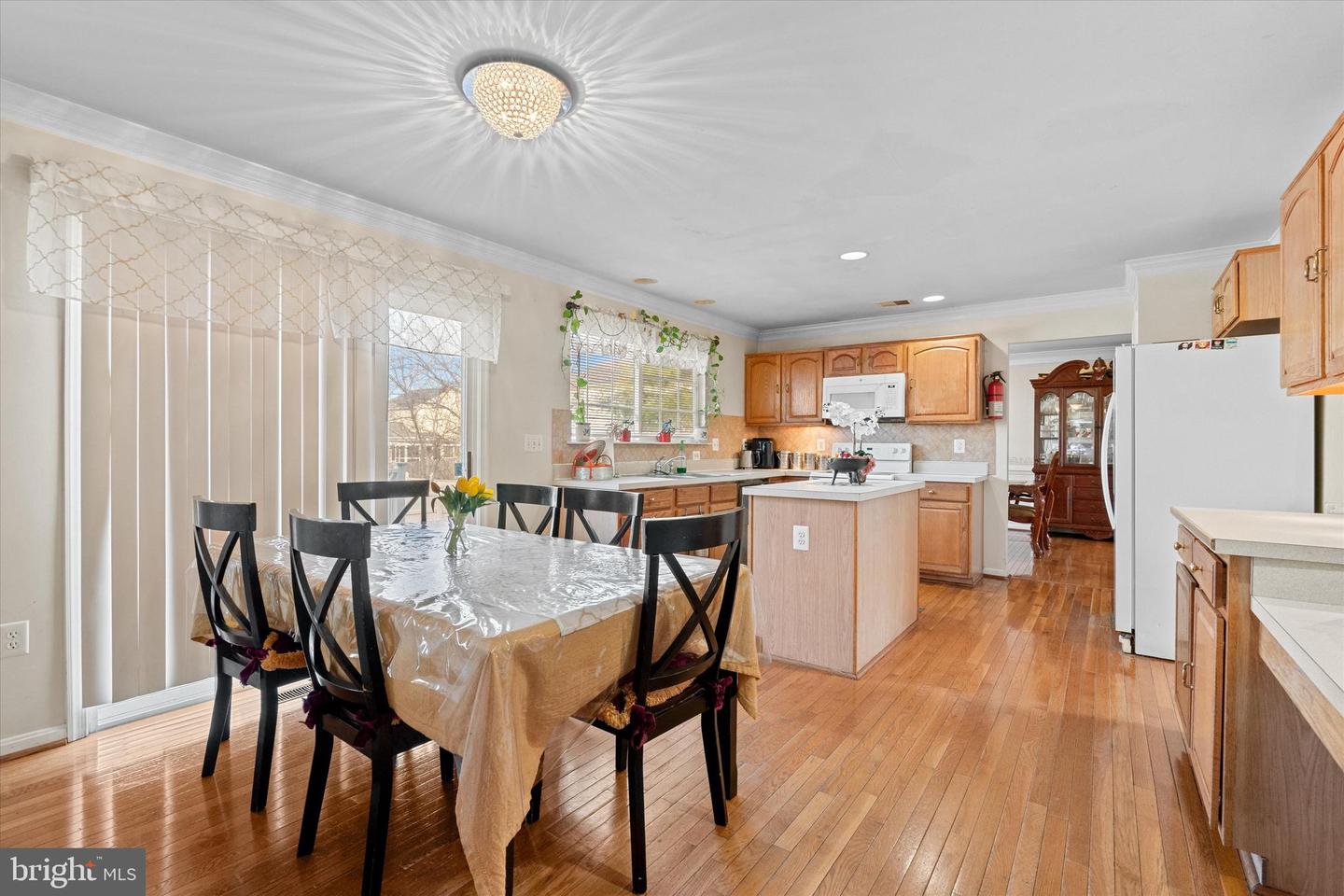 8599 DUTCHMAN CT, MANASSAS, Virginia 20110, 5 Bedrooms Bedrooms, ,3 BathroomsBathrooms,Residential,For sale,8599 DUTCHMAN CT,VAMN2009848 MLS # VAMN2009848