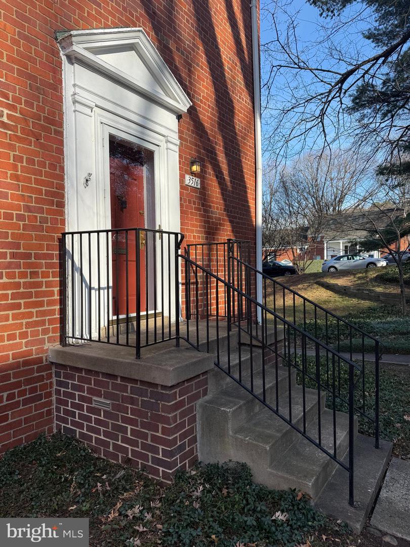 3516 MARTHA CUSTIS DR, ALEXANDRIA, Virginia 22302, 1 Bedroom Bedrooms, ,1 BathroomBathrooms,Residential,For sale,3516 MARTHA CUSTIS DR,VAAX2052650 MLS # VAAX2052650