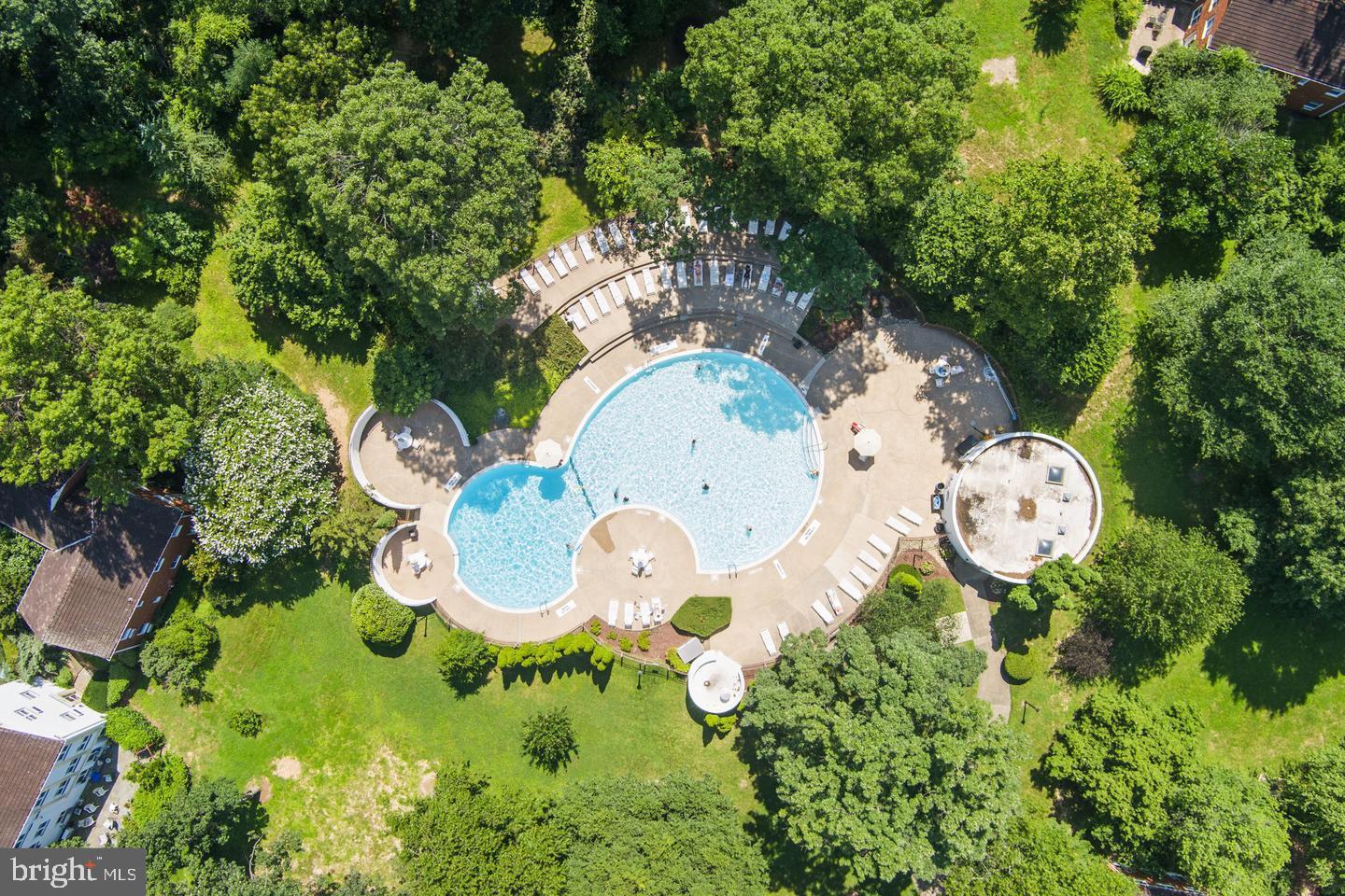 3516 MARTHA CUSTIS DR, ALEXANDRIA, Virginia 22302, 1 Bedroom Bedrooms, ,1 BathroomBathrooms,Residential,For sale,3516 MARTHA CUSTIS DR,VAAX2052650 MLS # VAAX2052650