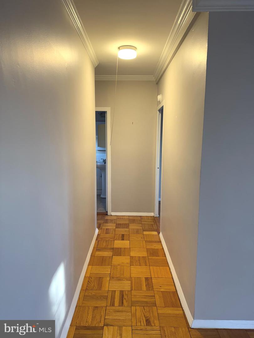 3516 MARTHA CUSTIS DR, ALEXANDRIA, Virginia 22302, 1 Bedroom Bedrooms, ,1 BathroomBathrooms,Residential,For sale,3516 MARTHA CUSTIS DR,VAAX2052650 MLS # VAAX2052650