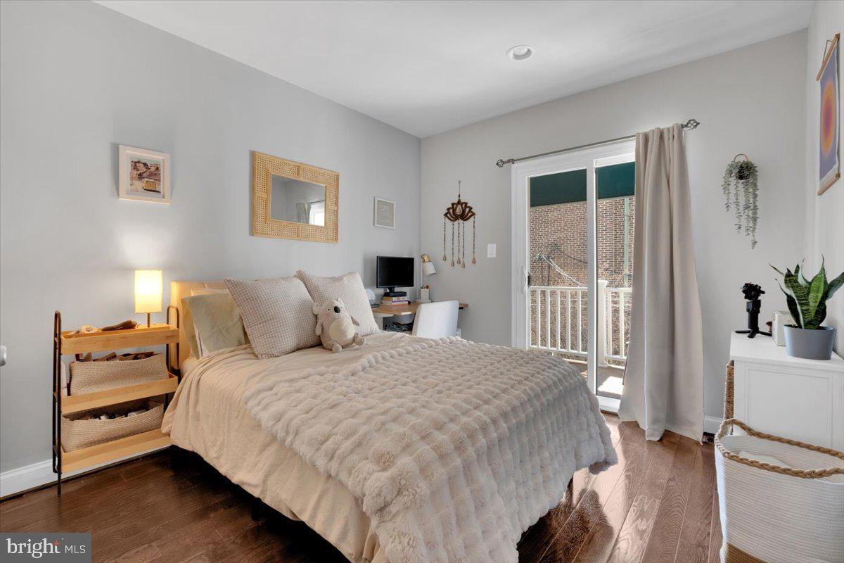 1614 15TH ST NW, WASHINGTON, District Of Columbia 20009, 6 Bedrooms Bedrooms, ,4 BathroomsBathrooms,Residential,For sale,1614 15TH ST NW,DCDC2236530 MLS # DCDC2236530