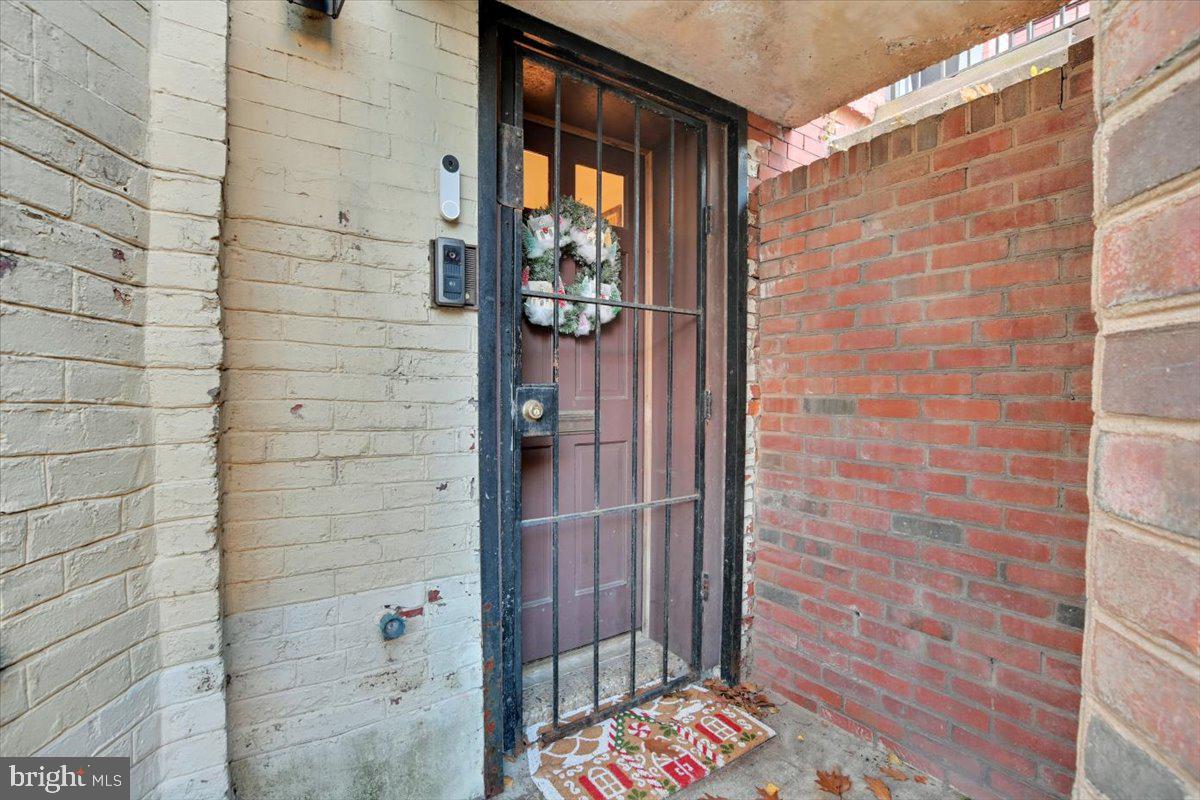 1614 15TH ST NW, WASHINGTON, District Of Columbia 20009, 6 Bedrooms Bedrooms, ,4 BathroomsBathrooms,Residential,For sale,1614 15TH ST NW,DCDC2236530 MLS # DCDC2236530