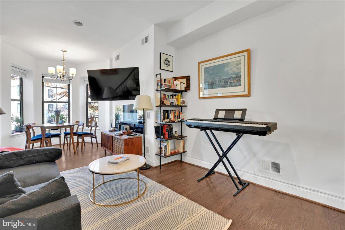 1614 15TH ST NW, WASHINGTON, District Of Columbia 20009, 6 Bedrooms Bedrooms, ,4 BathroomsBathrooms,Residential,For sale,1614 15TH ST NW,DCDC2236530 MLS # DCDC2236530