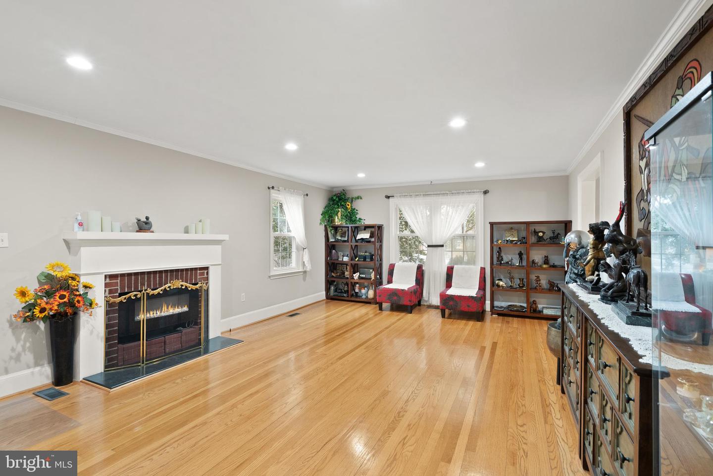 2928 HUNTER RD, FAIRFAX, Virginia 22031, 4 Bedrooms Bedrooms, ,3 BathroomsBathrooms,Residential,For sale,2928 HUNTER RD,VAFX2283620 MLS # VAFX2283620