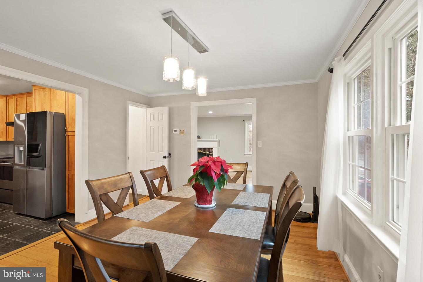 2928 HUNTER RD, FAIRFAX, Virginia 22031, 4 Bedrooms Bedrooms, ,3 BathroomsBathrooms,Residential,For sale,2928 HUNTER RD,VAFX2283620 MLS # VAFX2283620