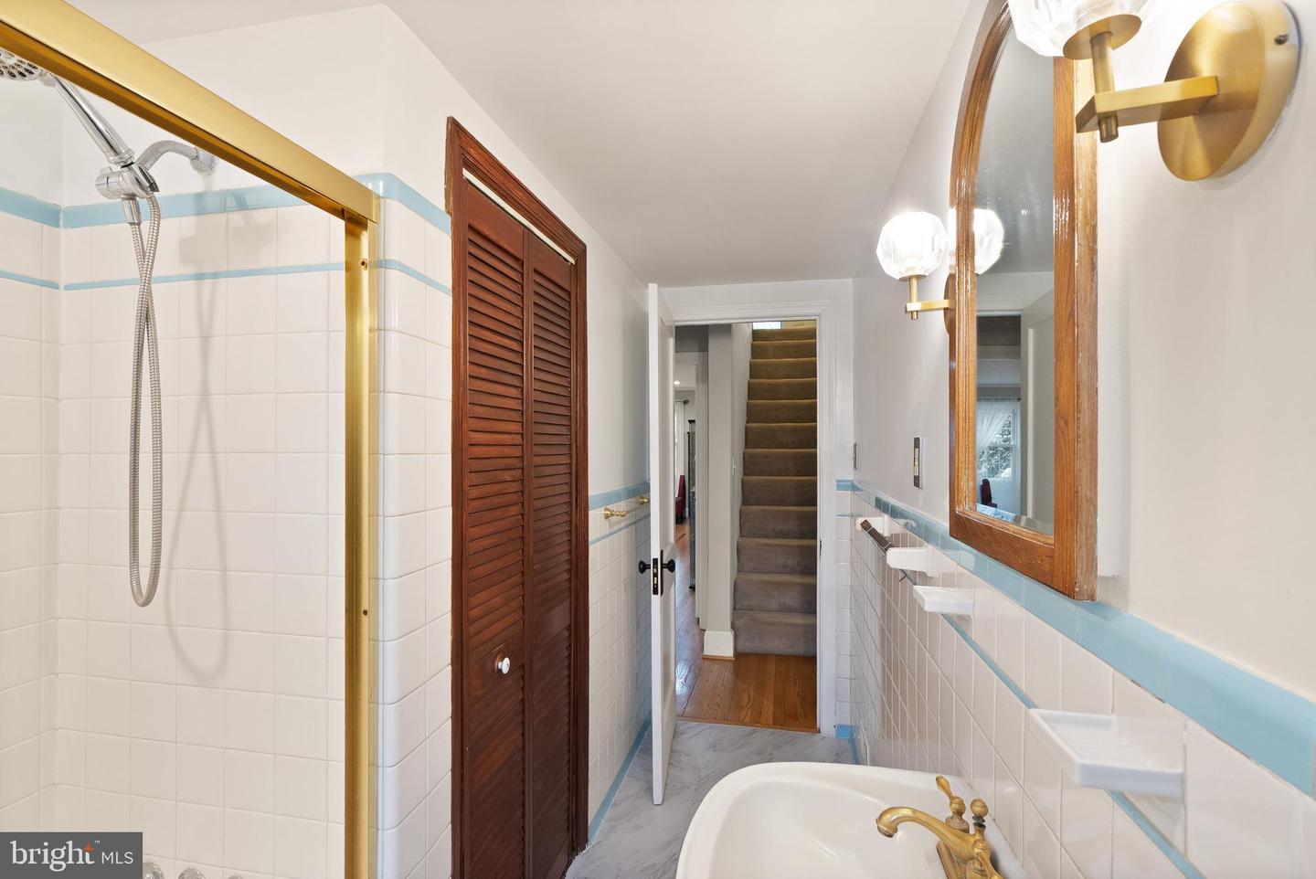 2928 HUNTER RD, FAIRFAX, Virginia 22031, 4 Bedrooms Bedrooms, ,3 BathroomsBathrooms,Residential,For sale,2928 HUNTER RD,VAFX2283620 MLS # VAFX2283620