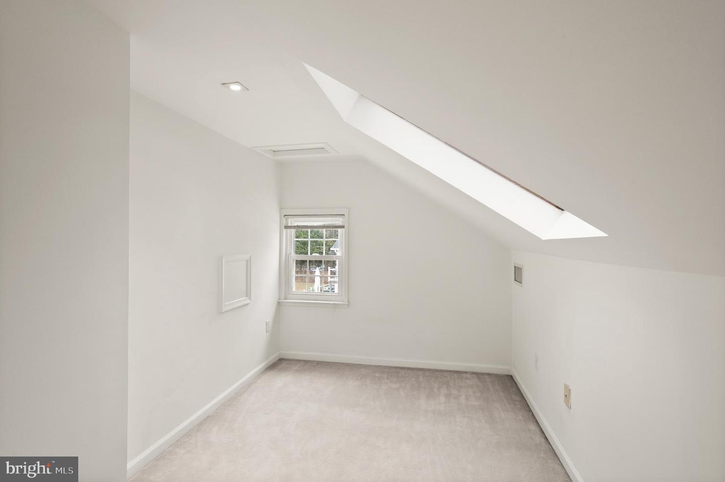 2928 HUNTER RD, FAIRFAX, Virginia 22031, 4 Bedrooms Bedrooms, ,3 BathroomsBathrooms,Residential,For sale,2928 HUNTER RD,VAFX2283620 MLS # VAFX2283620