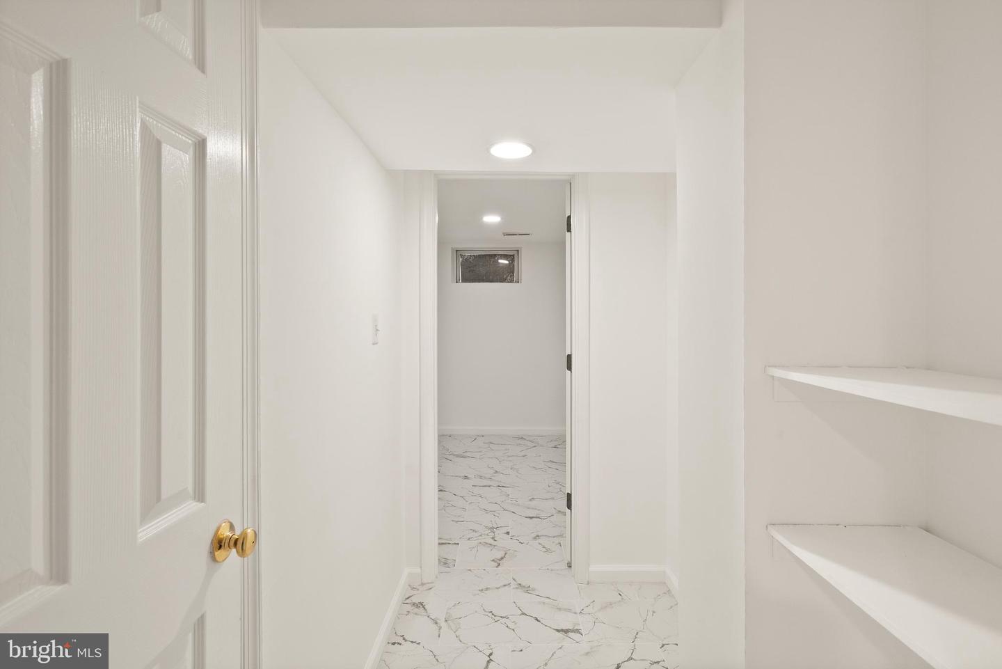 2928 HUNTER RD, FAIRFAX, Virginia 22031, 4 Bedrooms Bedrooms, ,3 BathroomsBathrooms,Residential,For sale,2928 HUNTER RD,VAFX2283620 MLS # VAFX2283620