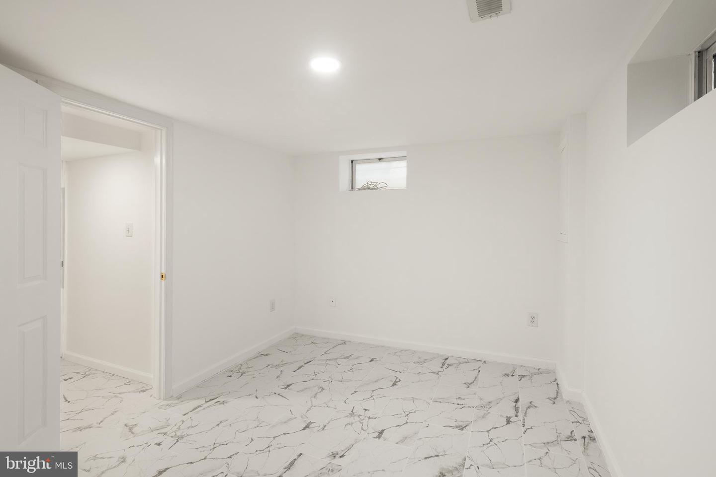 2928 HUNTER RD, FAIRFAX, Virginia 22031, 4 Bedrooms Bedrooms, ,3 BathroomsBathrooms,Residential,For sale,2928 HUNTER RD,VAFX2283620 MLS # VAFX2283620