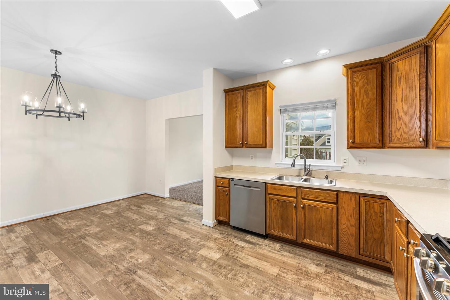 2509 OAK TREE LN, WOODBRIDGE, Virginia 22191, 3 Bedrooms Bedrooms, ,2 BathroomsBathrooms,Residential,For sale,2509 OAK TREE LN,VAPW2109704 MLS # VAPW2109704