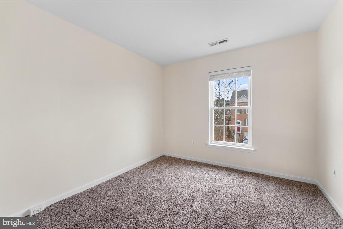 2509 OAK TREE LN, WOODBRIDGE, Virginia 22191, 3 Bedrooms Bedrooms, ,2 BathroomsBathrooms,Residential,For sale,2509 OAK TREE LN,VAPW2109704 MLS # VAPW2109704