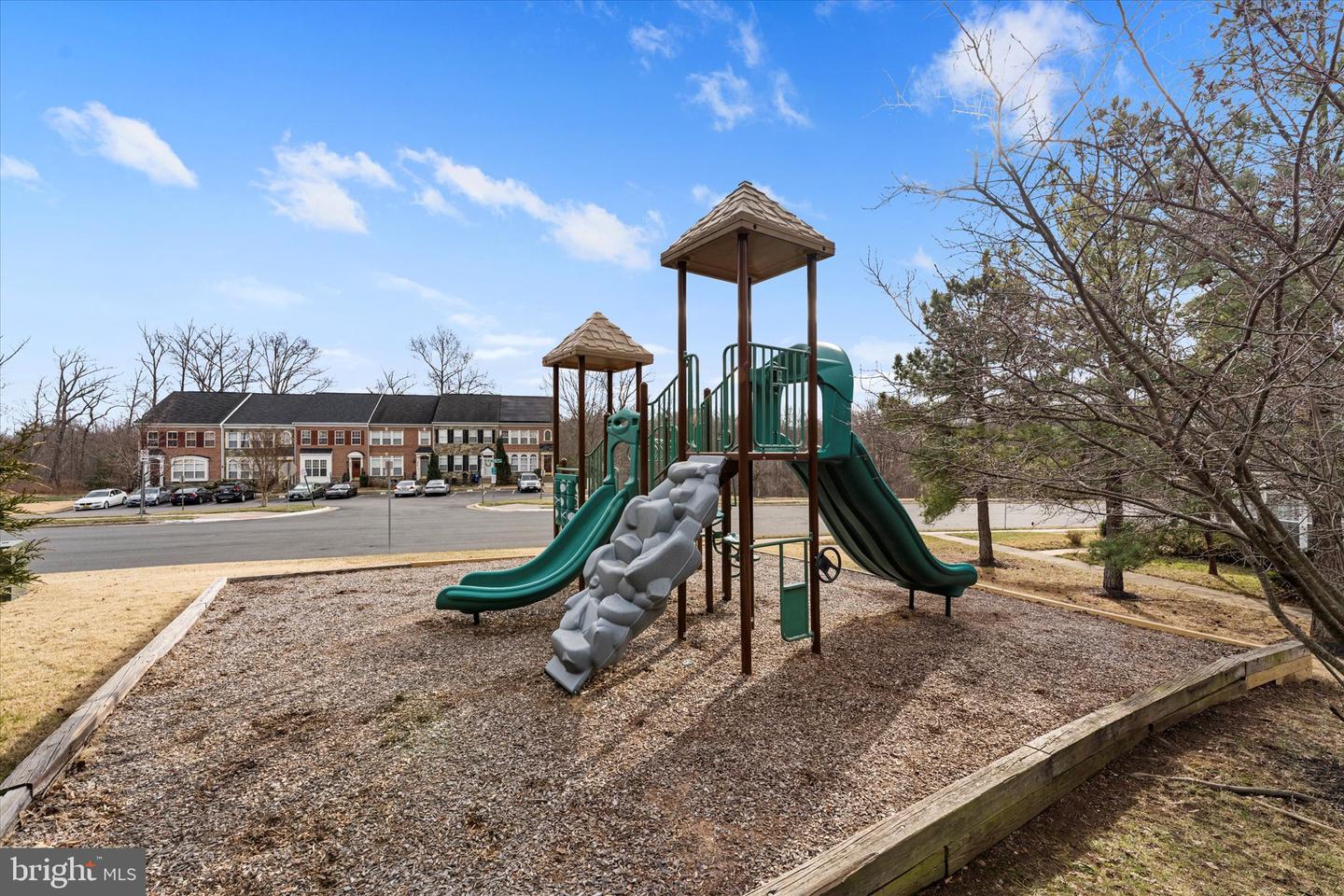 2509 OAK TREE LN, WOODBRIDGE, Virginia 22191, 3 Bedrooms Bedrooms, ,2 BathroomsBathrooms,Residential,For sale,2509 OAK TREE LN,VAPW2109704 MLS # VAPW2109704