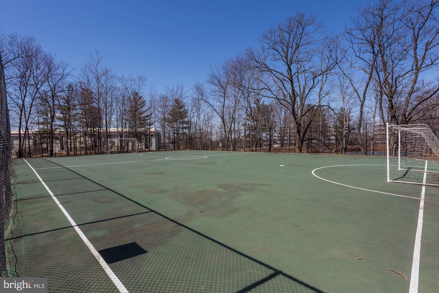 8380 GREENSBORO DR #322, MCLEAN, Virginia 22102, 2 Bedrooms Bedrooms, ,2 BathroomsBathrooms,Residential,For sale,8380 GREENSBORO DR #322,VAFX2283694 MLS # VAFX2283694 8380 GREENSBORO DR #322, MCLEAN, Virginia 22102, 2 Bedrooms Bedrooms, ,2 BathroomsBathrooms,Residential,For sale,8380 GREENSBORO DR #322,VAFX2283694 MLS # VAFX2283694