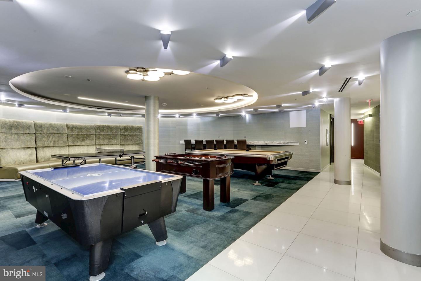 8380 GREENSBORO DR #322, MCLEAN, Virginia 22102, 2 Bedrooms Bedrooms, ,2 BathroomsBathrooms,Residential,For sale,8380 GREENSBORO DR #322,VAFX2283694 MLS # VAFX2283694 8380 GREENSBORO DR #322, MCLEAN, Virginia 22102, 2 Bedrooms Bedrooms, ,2 BathroomsBathrooms,Residential,For sale,8380 GREENSBORO DR #322,VAFX2283694 MLS # VAFX2283694